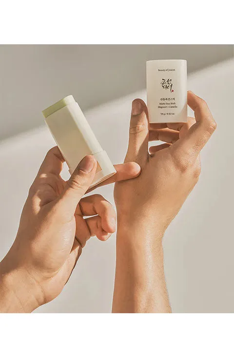 [Beauty of Joseon] Matte Sun Stick: Mugwort   Camelia  SPF5  PA     (18g/0.61fl.oz)
